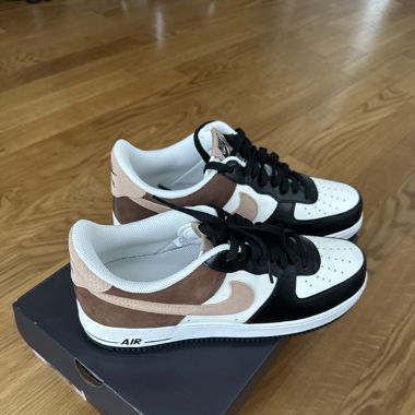 Nike Air Force 1 „Mocha“