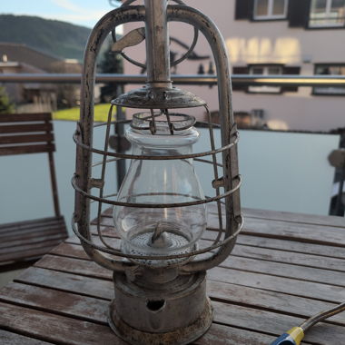 Lampada a petrolio vintage