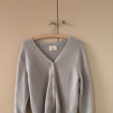 100% Cashmere Cardigan