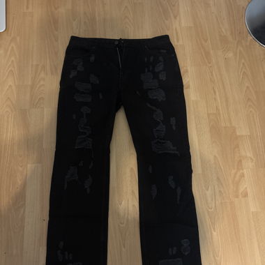 Jeans Y2K neri mai indossati!