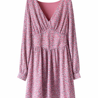 Rosa Blumen-Kleid mit langen Ärmeln