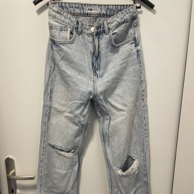 Momjeans