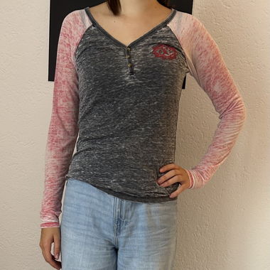 Long-sleeve Vans t-shirt