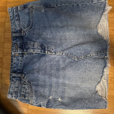 Jeansrock mit Fransen