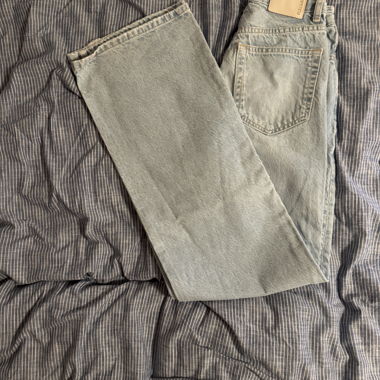 Jeans a gamba larga