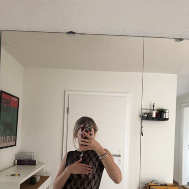 see through body S