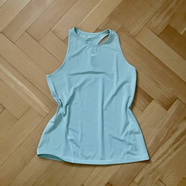 Top sportivo Nike