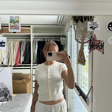 Top bianco a maniche corte