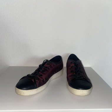 DKNY Sneaker