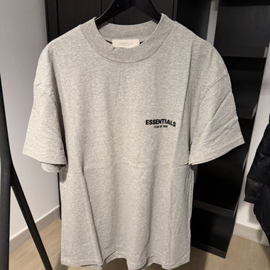 Fear of God Essentials T-Shirt grau