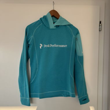 Peak Performance Pullover