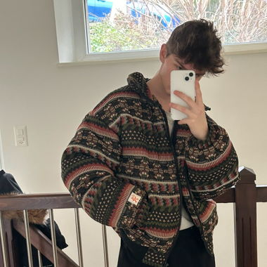 Brand new UO Nomad Tapestry Puffer Jacket