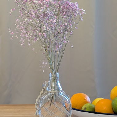 Vase en verre et macramé 