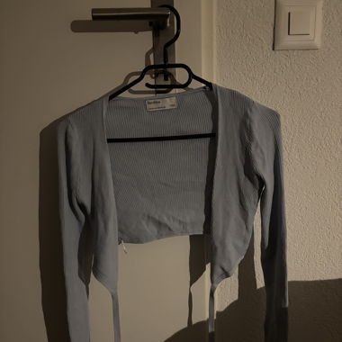 Bluse mit schnüren