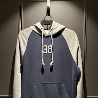 Sweat-shirt pull à capuche bicolore – Taille S/M