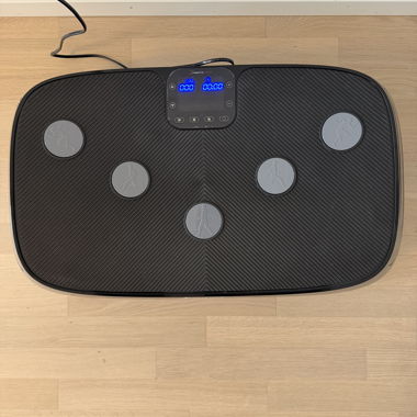 SportsTech Vibrationsplatte 400