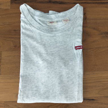 Grey Levi’s T‑Shirt, Size M