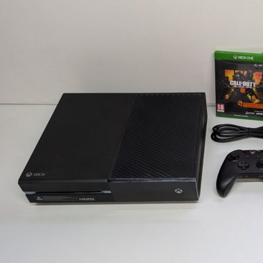 Xbox One mit Controller, 5 Games und Headset