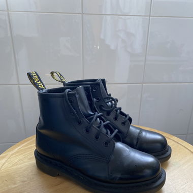 Dr. Martens