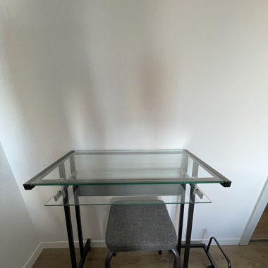 Glasschminktisch, Stuhl separat