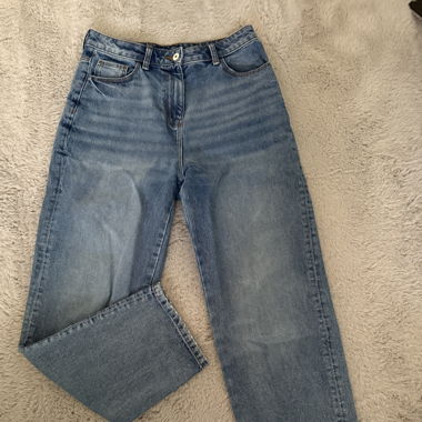 Straight Jeans