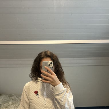 Croped Pullover