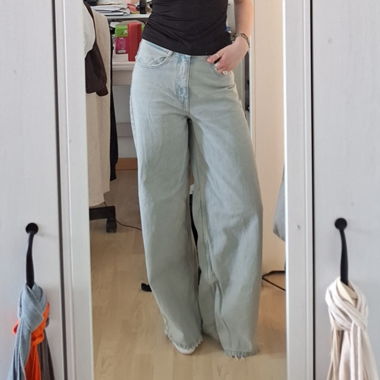 Baggy jeans washed out, hellblau