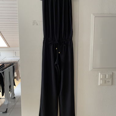 Schulterfreier Overall schwarz
