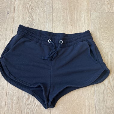 Short da donna in felpa neri