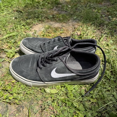 Nike Sneaker