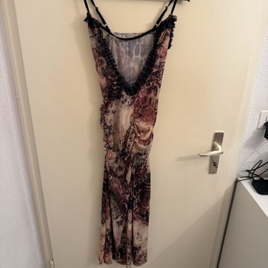 Robe longue en satin imprimé transparent