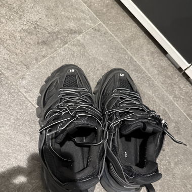 Balenciaga tracks