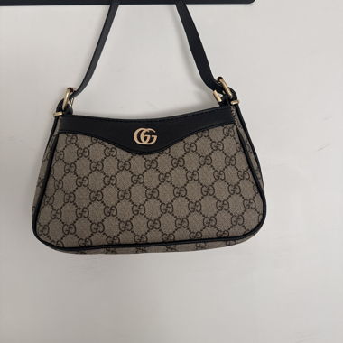 Borsa a tracolla Gucci falsa