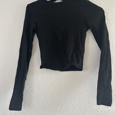 Long sleeve top