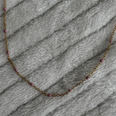 Collier en or avec détails roses Evryjewls