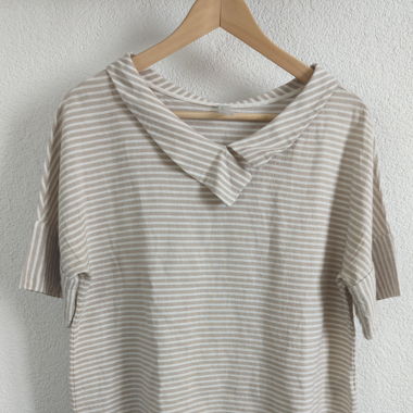 Bluse mit hübschem Kragen