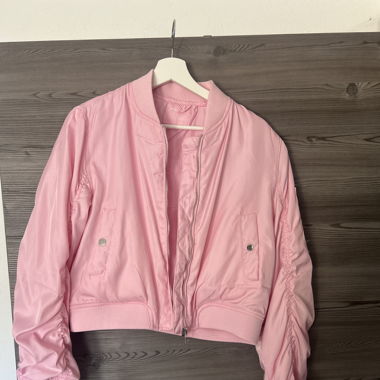 BOMBER rose 