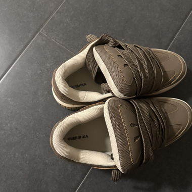 BERSHKA Hyped Chaussures