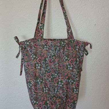 Blumiger Strandtasche aus Stoff (mittlere Grösse)