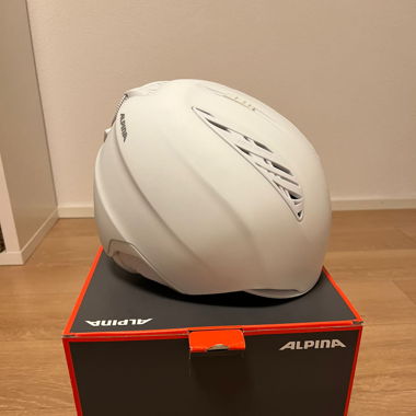 SKI HELM
