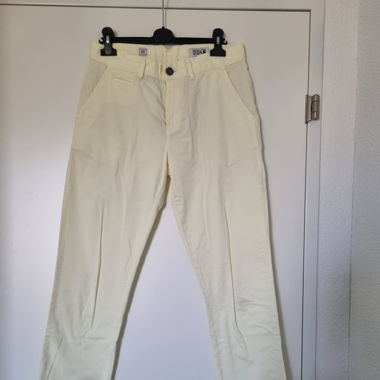 Chino jaune