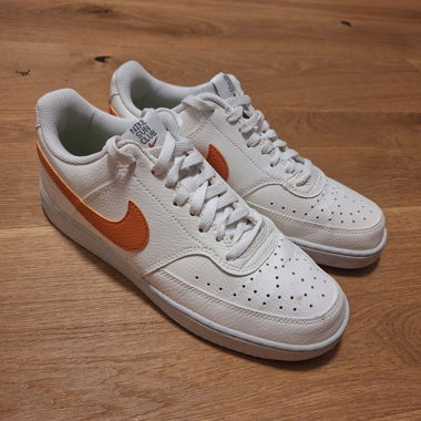 Nike Court Sneaker Weiss/Orange