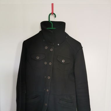 Veste noire cintrée Fashion Victim –Style officier