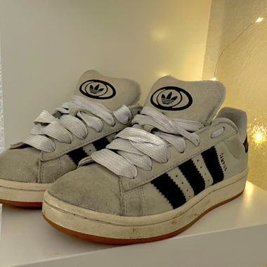 Adidas campus beige et noir 