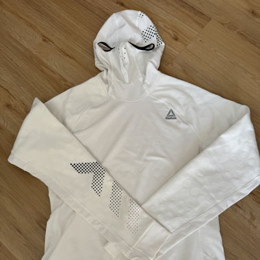 Reebok sports top