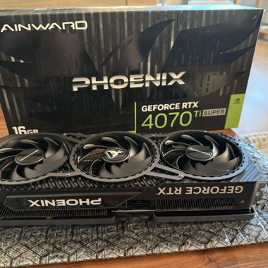 Gainward GeForce RTX 4070 Ti SUPER Phoenix
