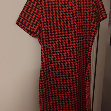 Abito SHEIN rosso e nero