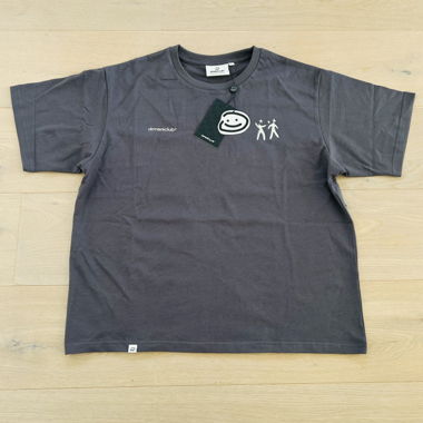 DREAMS DON'T WORK TEE Size M unworn