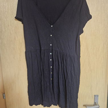 Robe à boutons
