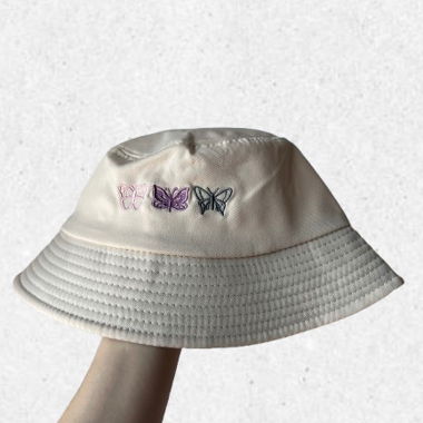 Beige bucket hat